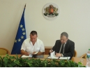 Кметът на община Дряново д-р Иван Николов подписа договор със зам.-министъра на енергетиката Антон Павлов за стартирането на проекта по т.нар. Норвежка програма