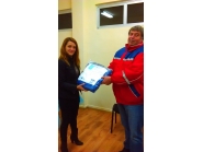 Служителите на  Центъра за интегрирани услуги в Дряново получиха униформи, осигурени по социалния проекта