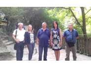 Ръководителите на социалното министерство и на Агенцията по заетостта посетиха Дряновския манастир