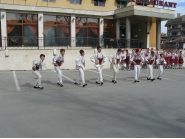 Красиви момичета и девойки от Дряново пяха и наричаха на Лазаровден