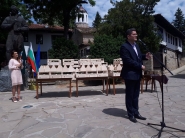 Зрелостниците от шест строителни гимназии бяха символично посветени в майсторство