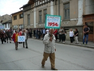 С голям интерес, дряновци посрещнаха тържественото шествие на 24 май