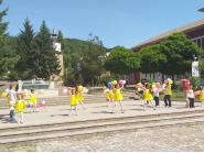 Колоритна празнична програма на 1-ви юни, зарадва децата на Дряново