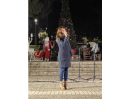 Грейнаха светлините на Коледното дърво в Дряново!