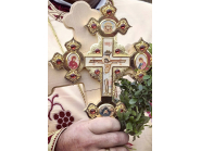 Кристиан Пенчев, извадил Светия кръст днес на Богоявление в Дряново, с благороден жест към храм „Въведение Богородично“!