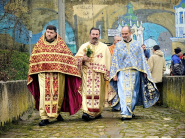 Кристиан Пенчев, извадил Светия кръст днес на Богоявление в Дряново, с благороден жест към храм „Въведение Богородично“!4