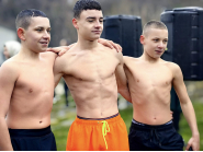 Кристиан Пенчев, извадил Светия кръст днес на Богоявление в Дряново, с благороден жест към храм „Въведение Богородично“!8